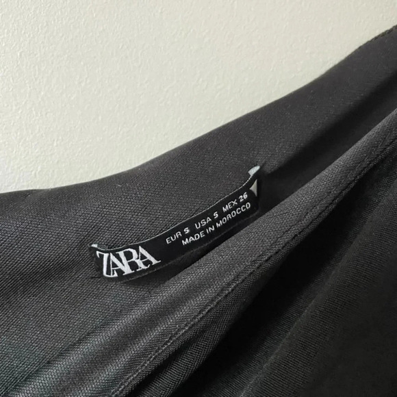 Zara Ruched Asymmetrical One Arm Stretch Mini Dress Black Sz S - Picture 6 of 7